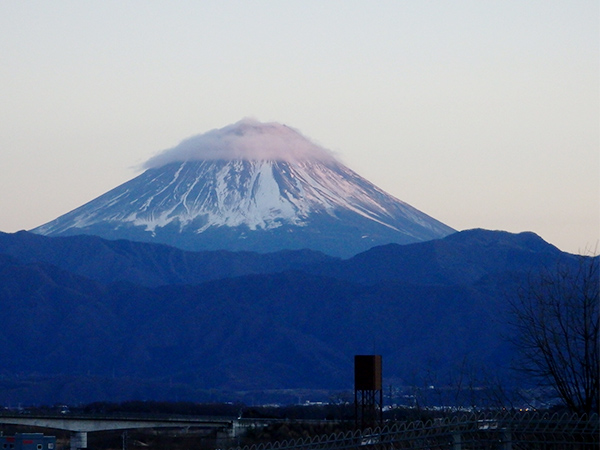 ラザウォークからの富士山