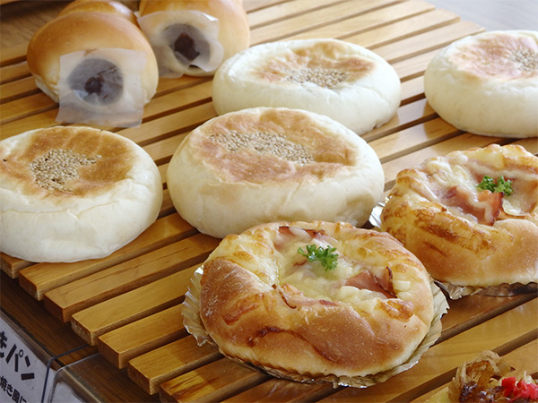 町田製パン　惣菜パン