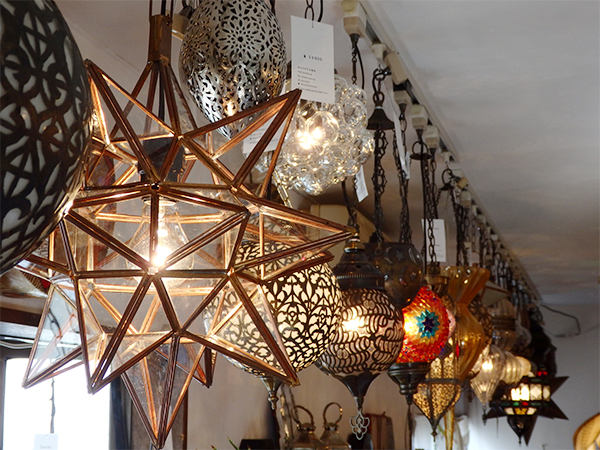 谷口ぴかぴか商店　トルコの星形ランプ