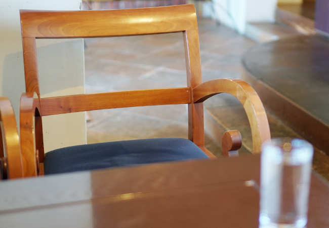 café pétale　椅子