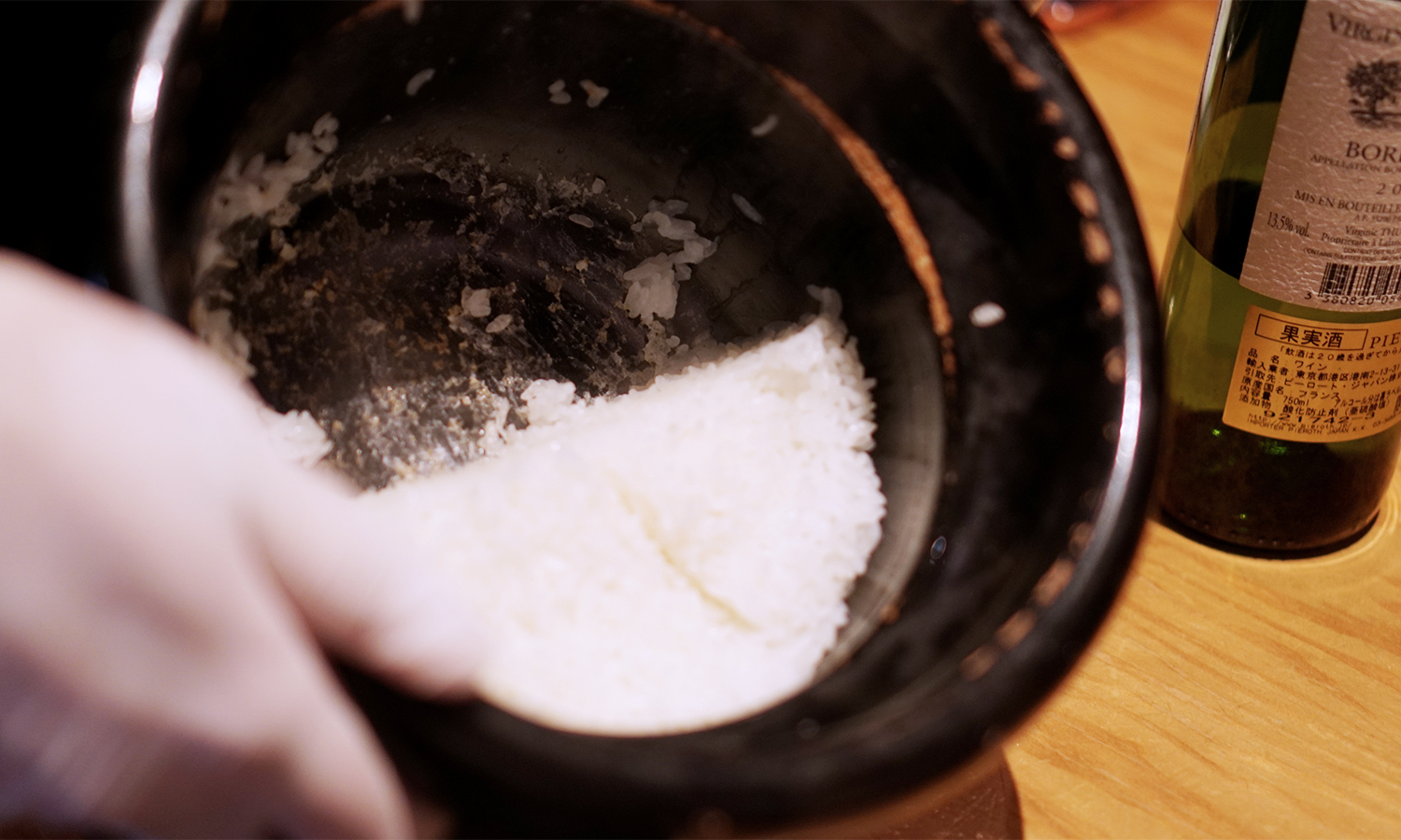 米右衛門　土鍋で炊き上げる白米